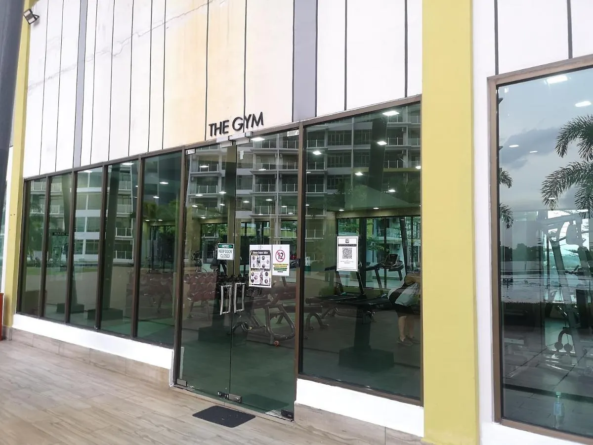 Parc Regency Green Homestay By Easyhomestay جوهر بهرو شقة