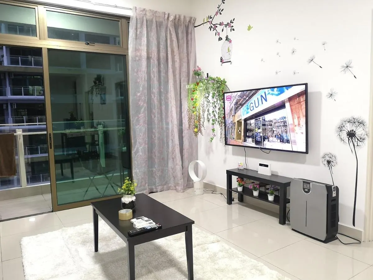 Parc Regency Green Homestay By Easyhomestay جوهر بهرو شقة
